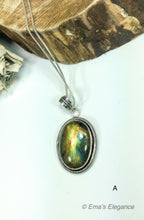 Load image into Gallery viewer, Medium Labradorite Pendants