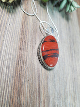 Load image into Gallery viewer, Red Tigers Eye T1