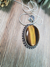 Load image into Gallery viewer, Tiger's Eye Pendant TE1