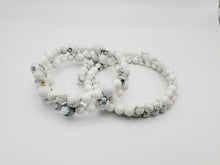 Load image into Gallery viewer, Howlite Bracelet