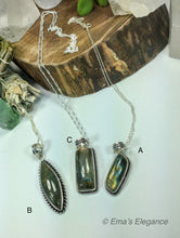Load image into Gallery viewer, Long Labradorite Pendants