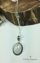 Load image into Gallery viewer, Moonstone Pendant