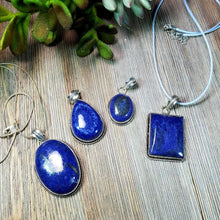 Load image into Gallery viewer, Lapis Lazuli Pendant