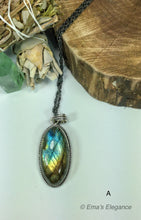 Load image into Gallery viewer, Large Labradorite Pendants