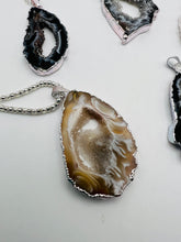 Load image into Gallery viewer, Agate Slice Pendants