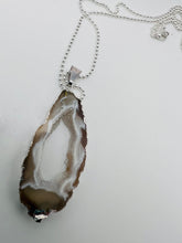 Load image into Gallery viewer, Agate Slice Pendants