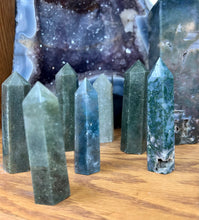 Load image into Gallery viewer, Moss Agate Tower