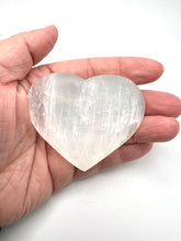 Load image into Gallery viewer, Selenite Heart