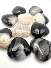 Load image into Gallery viewer, Black Agate Hearts