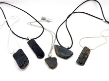 Load image into Gallery viewer, Blue Tigers Eye