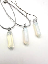 Load image into Gallery viewer, Opulant Quartz Point