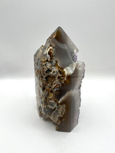 Load image into Gallery viewer, Large Amethyst Tower