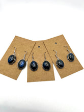 Load image into Gallery viewer, Oval Labradorite Earrings