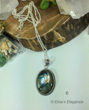 Load image into Gallery viewer, Large Labradorite Pendants