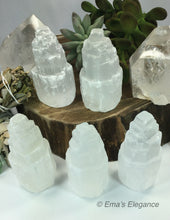 Load image into Gallery viewer, Small Selenite Towers