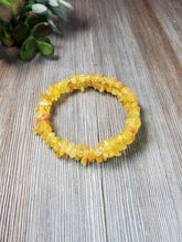 Load image into Gallery viewer, Raw Lemon Baltic Amber Wire Wrap
