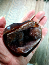 Load image into Gallery viewer, Druzy Agate Heart 11