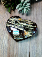 Load image into Gallery viewer, Druzy Agate Heart 2