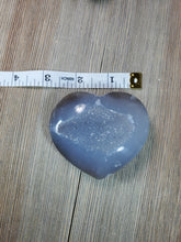 Load image into Gallery viewer, Druzy Agate Heart 15