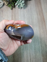 Load image into Gallery viewer, Druzy Agate 26