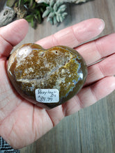 Load image into Gallery viewer, Druzy Heart 24