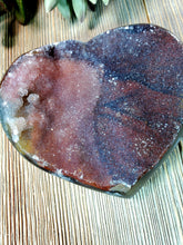Load image into Gallery viewer, Druzy heart agate 28