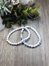 Load image into Gallery viewer, Howlite Bracelet